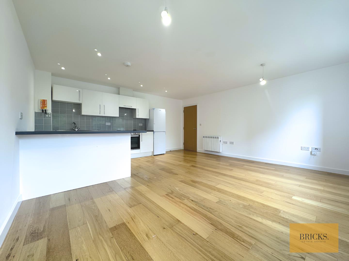 fRFqd06z10WNVczS5Nvz-g